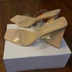 Mudd Clear and Nude Slip on Sandals Size 10
